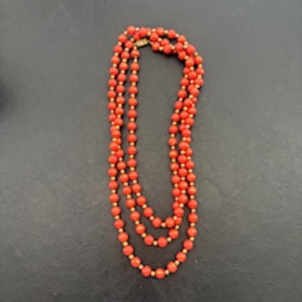 Vintage 1960's Orange & gold bead necklace-Ornate clasp closure